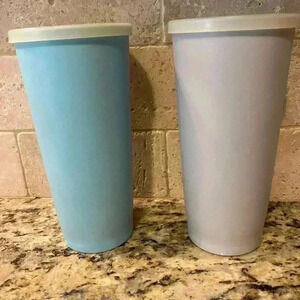 Vintage Tupperware Juice Glasses with Lids